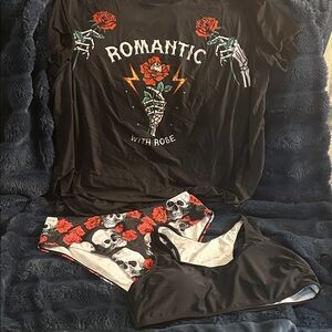 Romantic Black and Red Rose Sleepwear Set